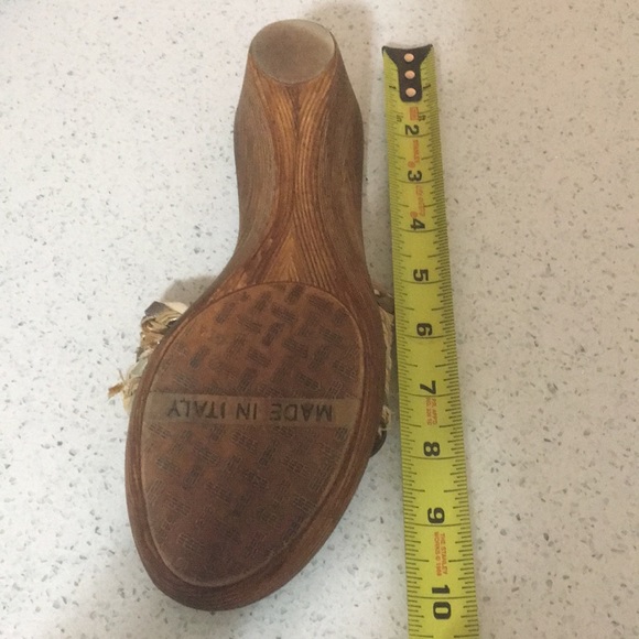 Italian Shoemaker Woven metallic wedge sandals slides - Picture 6 of 10